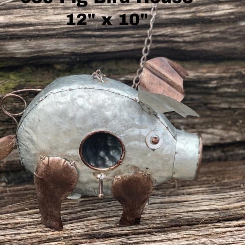 Rustic Metal Pig Bird House